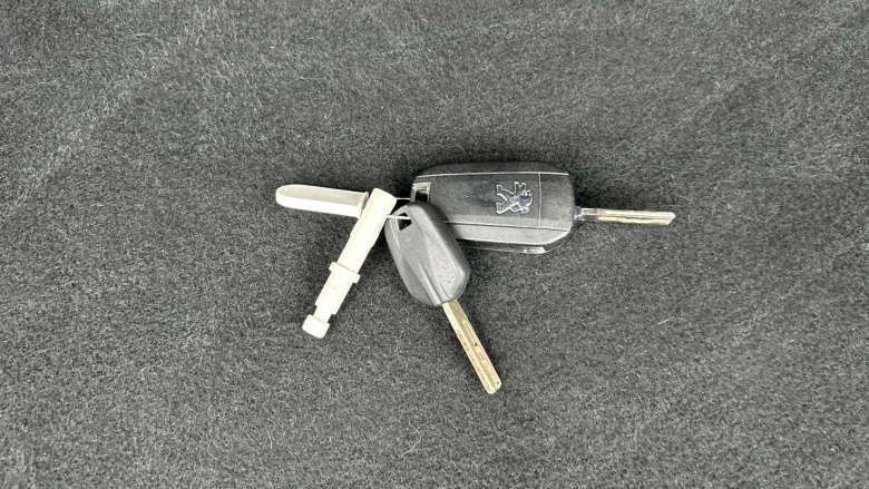 Peugeot 208 1.2 PureTech 82 Tech Edition 5dr [Start Stop] Petrol Hatchback